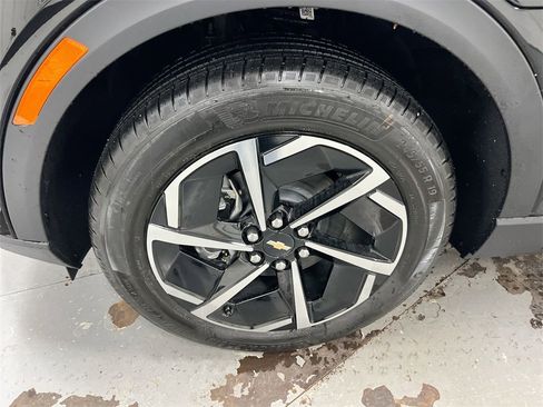 New 2026 Chevrolet Equinox EV LT image 26