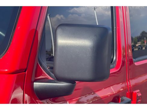 Used 2020 Jeep Wrangler Unlimited Sahara image 48