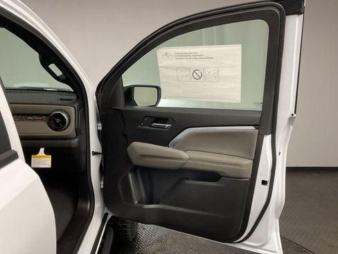 New 2026 Chevrolet Colorado ZR2 w/ Technology Package image 23