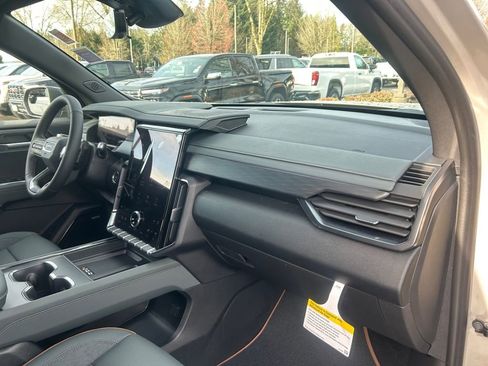 New 2026 GMC Acadia AT4 image 26