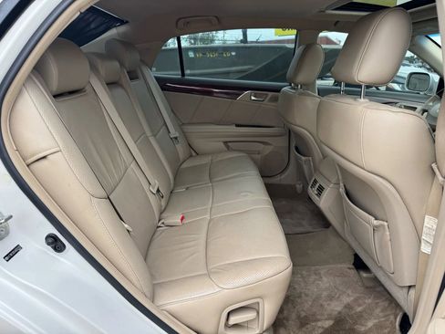 Used 2010 Toyota Avalon XL image 10
