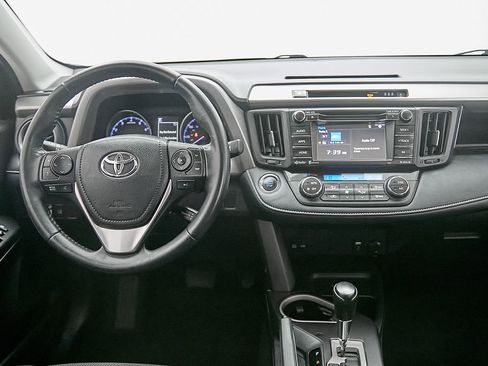 Used 2018 Toyota RAV4 XLE w/ Plus Extra Value Package AWD/4WD image 23