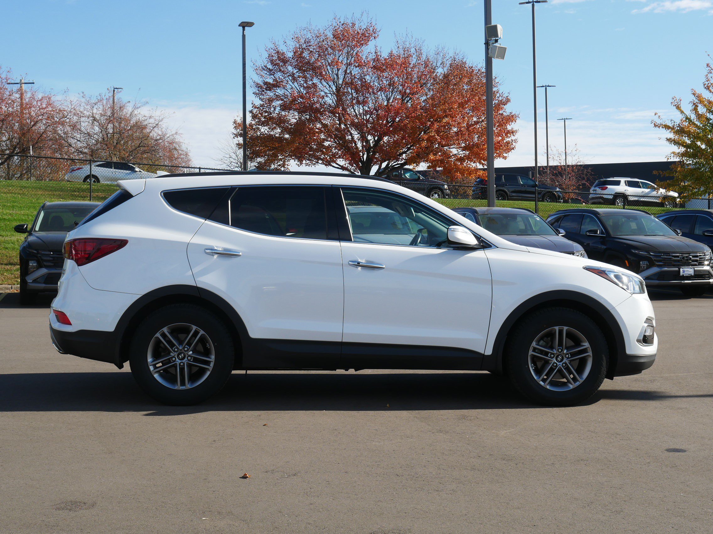 Used 2017 Hyundai Santa Fe Sport AWD/4WD image 5