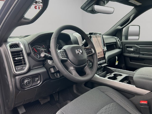 New 2026 RAM 3500 Big Horn AWD/4WD image 26