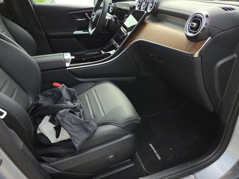 Used 2026 Mercedes-Benz GLC 300 4MATIC image 11