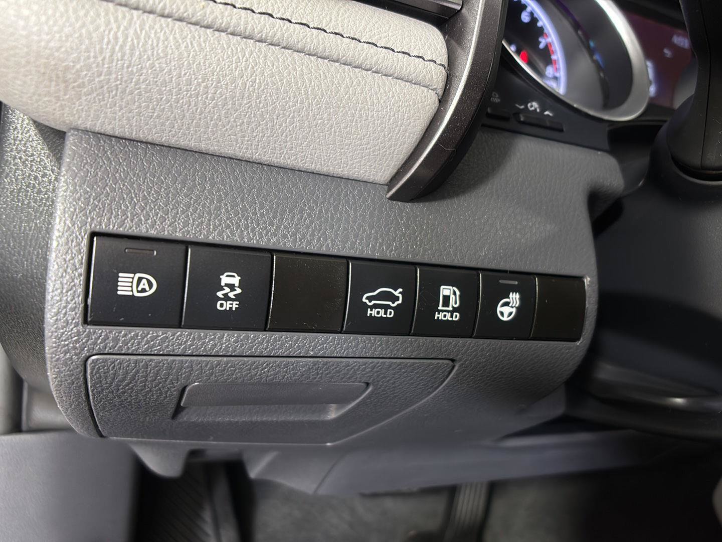 Used 2023 Toyota Camry XLE w/ Cold Weather Package AWD/4WD image 38