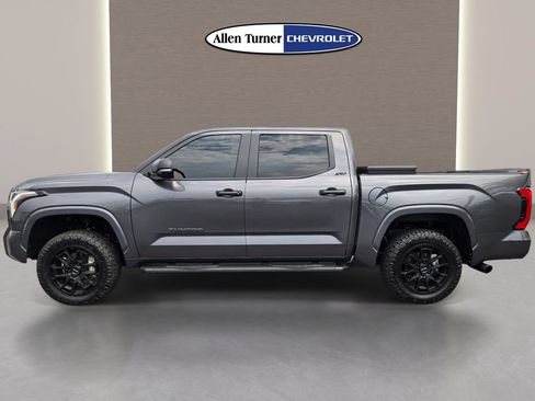 Used 2026 Toyota Tundra SR5 w/ SR5 Convenience Package AWD/4WD image 12