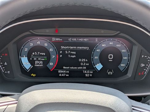 Certified 2025 Audi Q3 2.0T Premium w/ Convenience Package AWD/4WD image 18