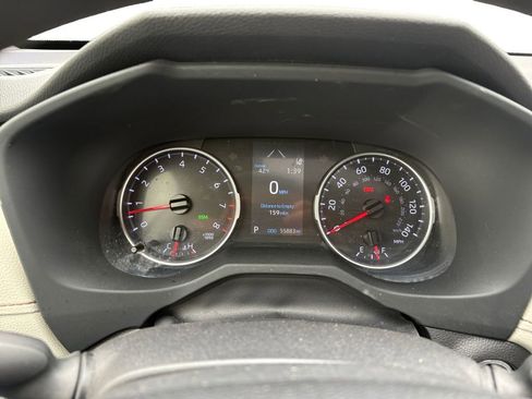 Used 2019 Toyota RAV4 XLE w/ Carpet Mat Package FWD image 23