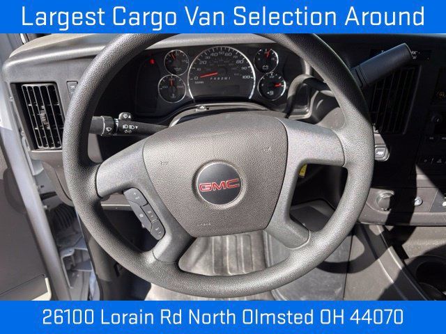 Used 2025 GMC Savana 2500 w/ Driver Convenience Package RWD image 31