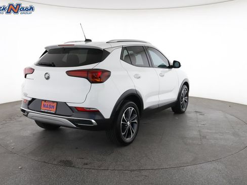 Used 2022 Buick Encore GX Essence FWD image 12