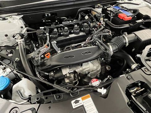 New 2025 Honda Accord SE image 11