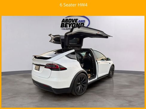 Used 2023 Tesla Model X image 5