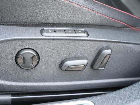 Used 2019 Volkswagen Jetta GLI Autobahn FWD image 18