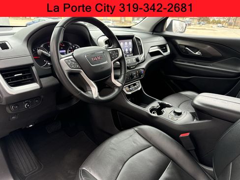 Used 2023 GMC Terrain SLT FWD image 10