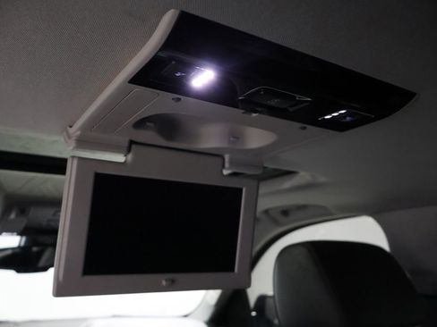 Used 2015 GMC Yukon Denali w/ Touring Package image 19