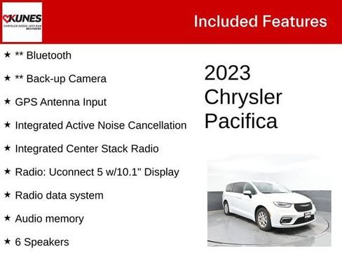 Used 2023 Chrysler Pacifica Touring-L FWD image 3
