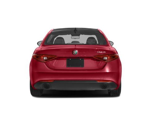 Used 2020 Alfa Romeo Giulia w/ Nero Edizione RWD image 7
