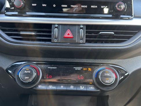 Used 2024 Kia Forte GT-Line image 51