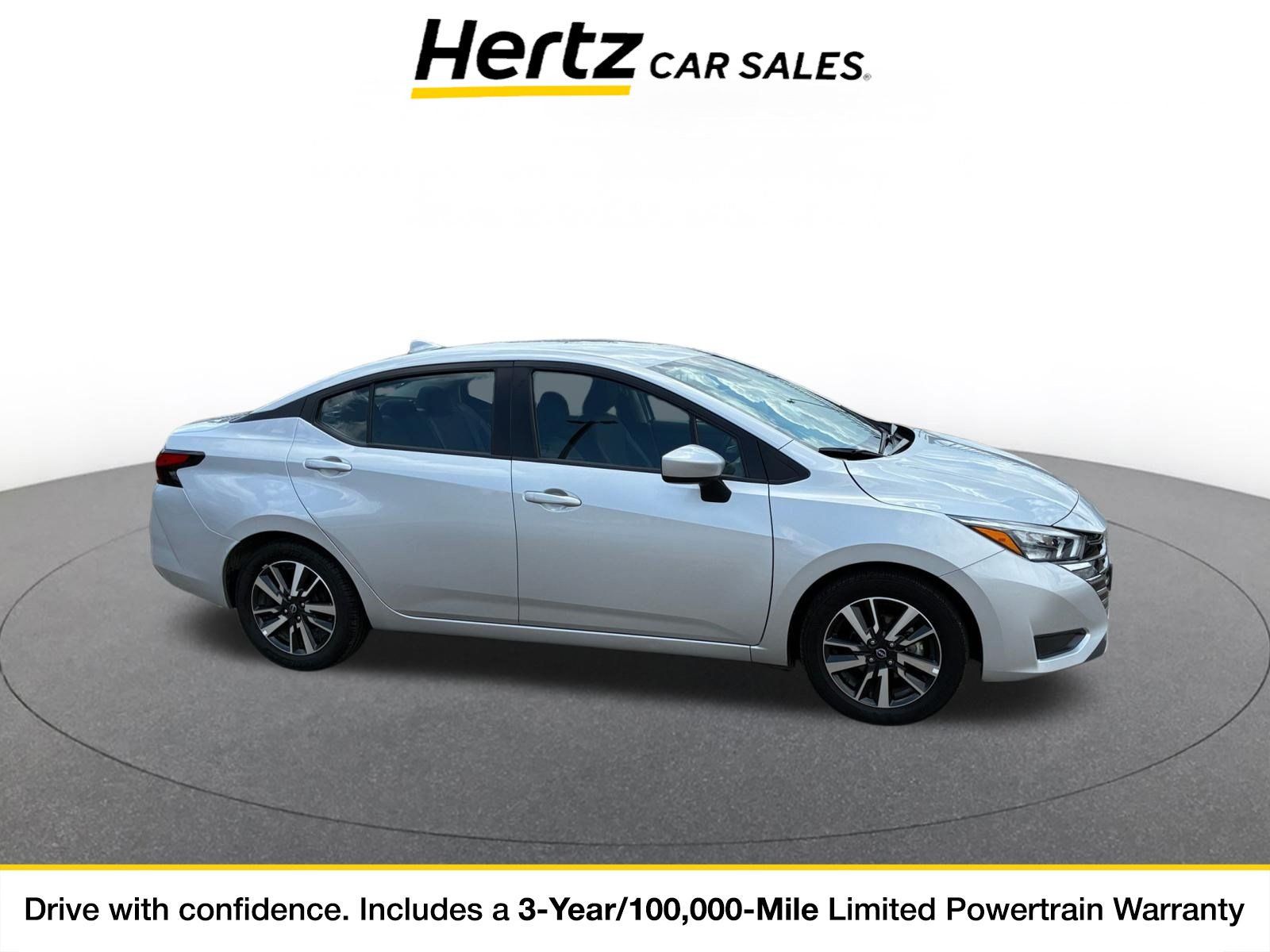Used 2025 Nissan Versa SV FWD image 1