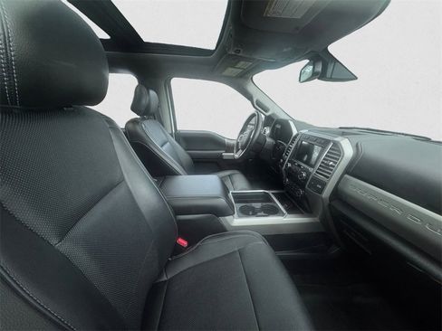 Used 2017 Ford F350 Lariat w/ Lariat Ultimate Package image 10