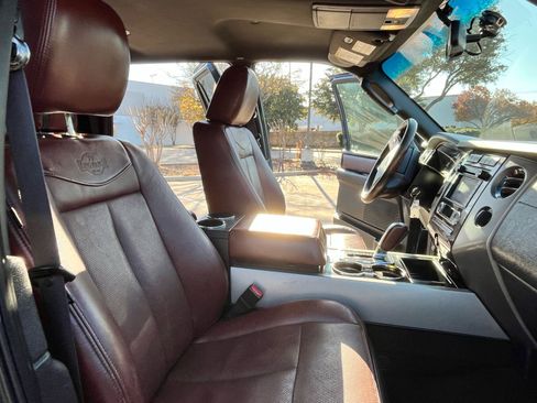 Used 2014 Ford Expedition EL King Ranch image 15