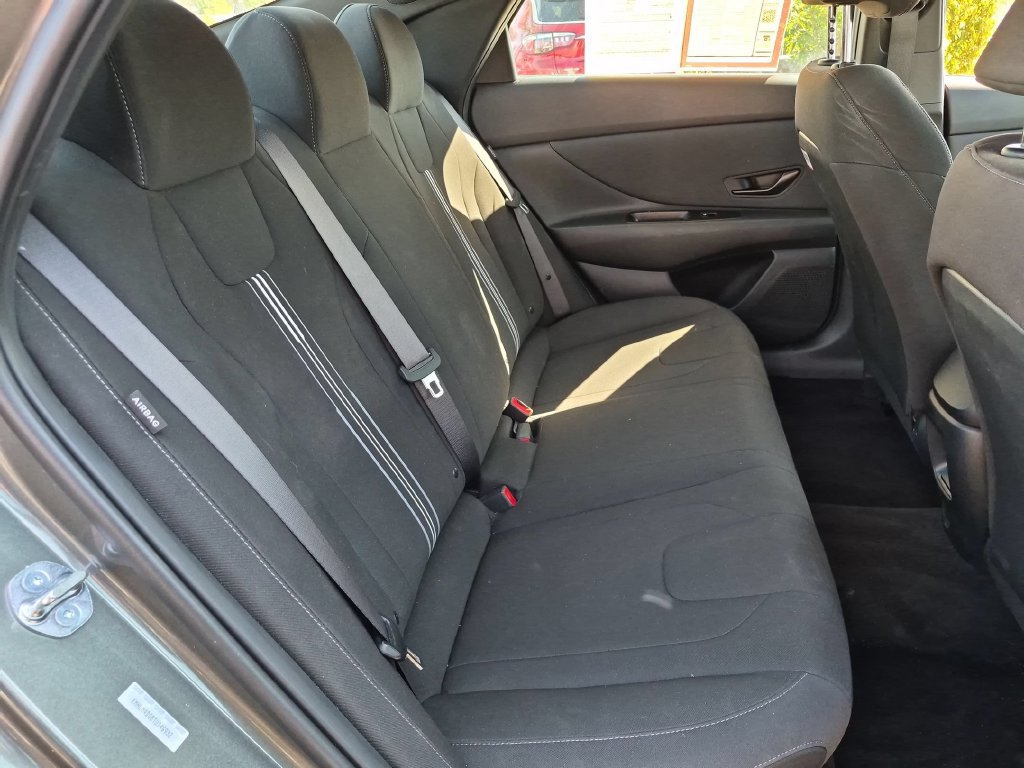 Used 2026 Hyundai Elantra Sport FWD image 30