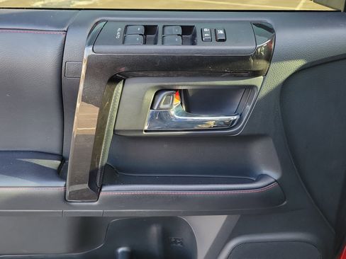 Used 2021 Toyota 4Runner TRD Off-Road Premium image 16