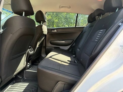 Used 2020 Kia Sportage LX w/ LX Popular Package AWD/4WD image 13