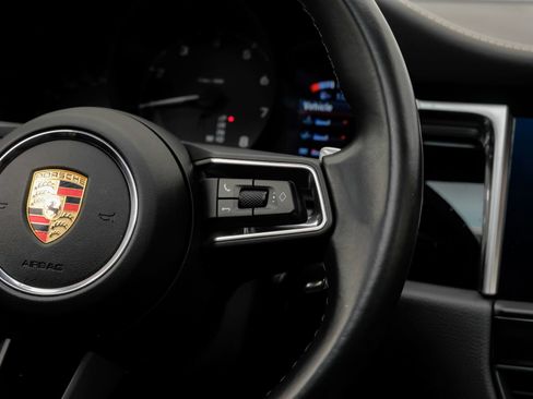 Used 2024 Porsche Macan Turbo AWD/4WD image 22