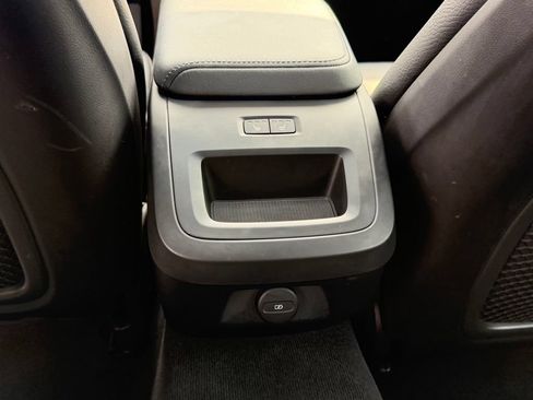 Used 2025 Volvo S60 B5 Plus FWD image 30