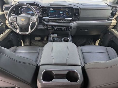 Used 2023 Chevrolet Silverado 1500 LTZ w/ LTZ Convenience Package II AWD/4WD image 15
