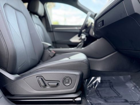 Certified 2024 Audi Q3 2.0T Premium Plus image 21