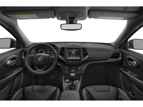 Used 2019 Jeep Cherokee Trailhawk w/ Comfort/Convenience Group AWD/4WD image 5