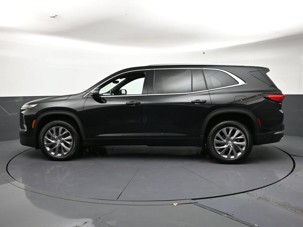 Used 2026 Buick Enclave Preferred w/ Power Package AWD/4WD image 2