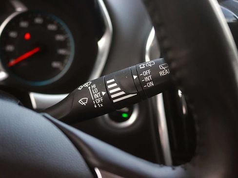 Used 2020 Chevrolet Traverse RS FWD image 26