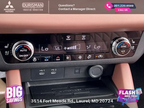 New 2025 Mitsubishi Outlander SEL image 23