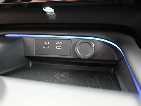 Used 2026 Nissan Sentra SR w/ Floor Mat Package FWD image 38