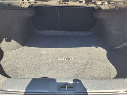 Used 2024 Nissan Sentra SV image 35