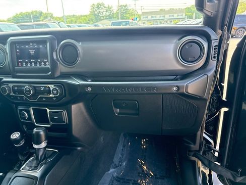 Used 2023 Jeep Wrangler Sport AWD/4WD image 21
