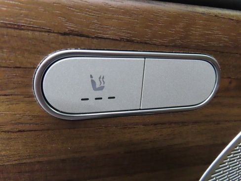 Used 2024 Mercedes-Benz GLE 350 4MATIC image 11