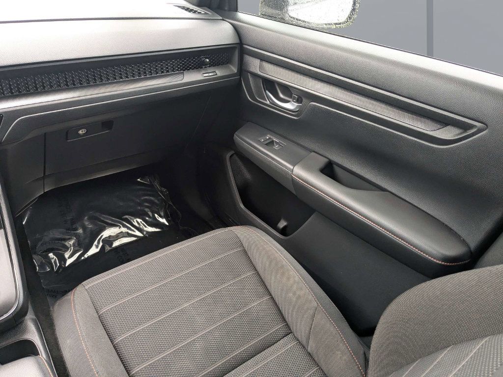 Used 2023 Honda CR-V Sport image 16