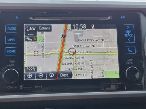 Used 2018 Toyota Tacoma TRD Off-Road w/ Technology Package AWD/4WD image 30