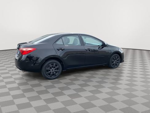 Used 2017 Toyota Corolla LE FWD image 7
