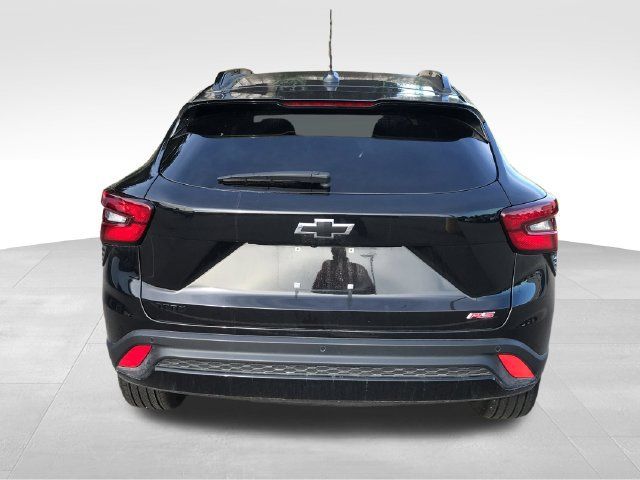 Used 2025 Chevrolet Trax RS w/ Driver Confidence Package FWD image 11