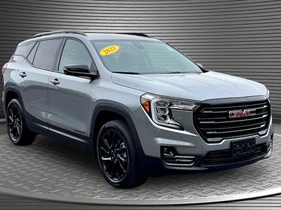 Used 2023 GMC Terrain SLT w/ Infotainment Package II