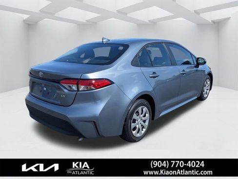 Used 2024 Toyota Corolla LE FWD image 38