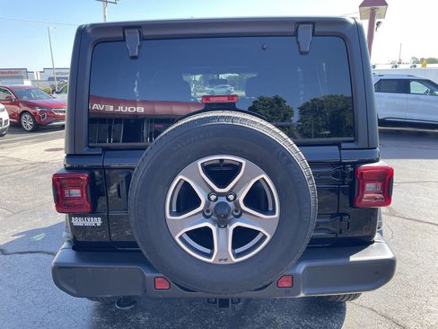 Used 2023 Jeep Wrangler Unlimited Sport image 7