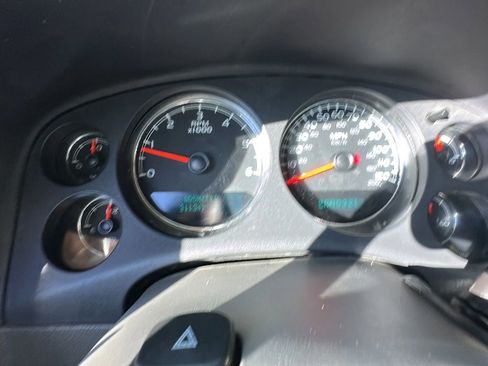 Used 2007 Chevrolet Avalanche LS image 12