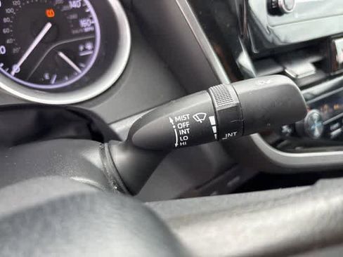 Used 2022 Toyota Camry LE image 14